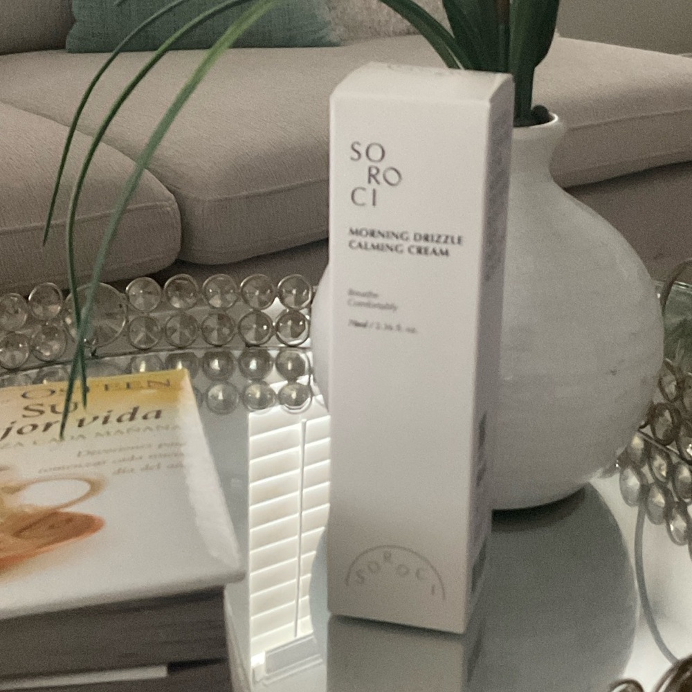 Morning Drizzle Calming Cream – White
